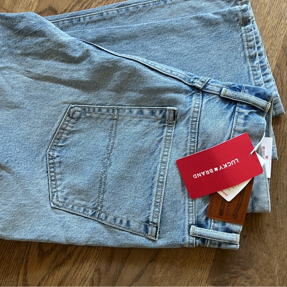 Lucky Brand Relaxed Straight Jeans 31x30 new nwt - Picture 2 of 6